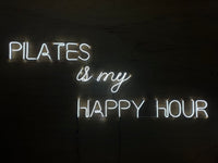 Letrero Led Neon Pilates en Acabado Acrílico Transparente con Luz Cálida