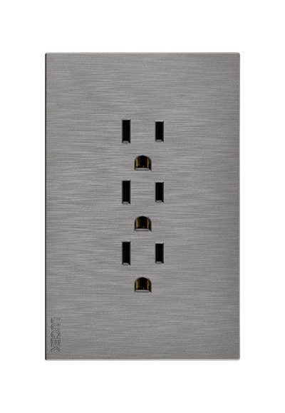Placa Plana con 3 Contactos en Color Plata