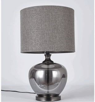 Lampara de Mesa Grande en Cristal Humo con Pantalla Color Gris