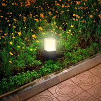 Mini Poste en Color Negro con LED Integrado en Luz Cálida