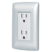 Placa con Contacto Duplex en Color Plata